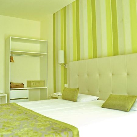Ouril Hotel Julia Santa Maria Exterior photo
